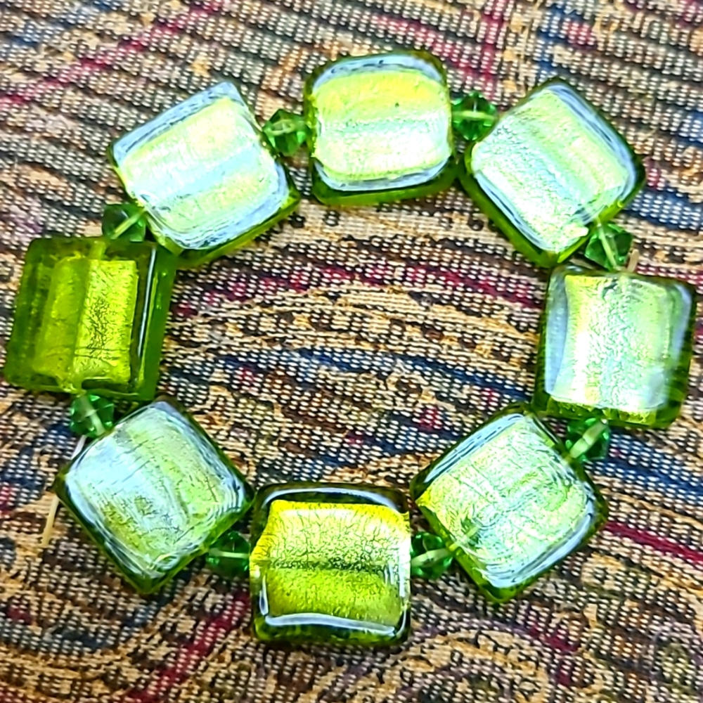 Beautiful vintage glass beaded bracelets lot